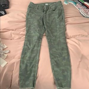 Camo old navy ankle jeans